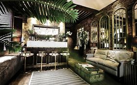 The Cow Hollow Hotel